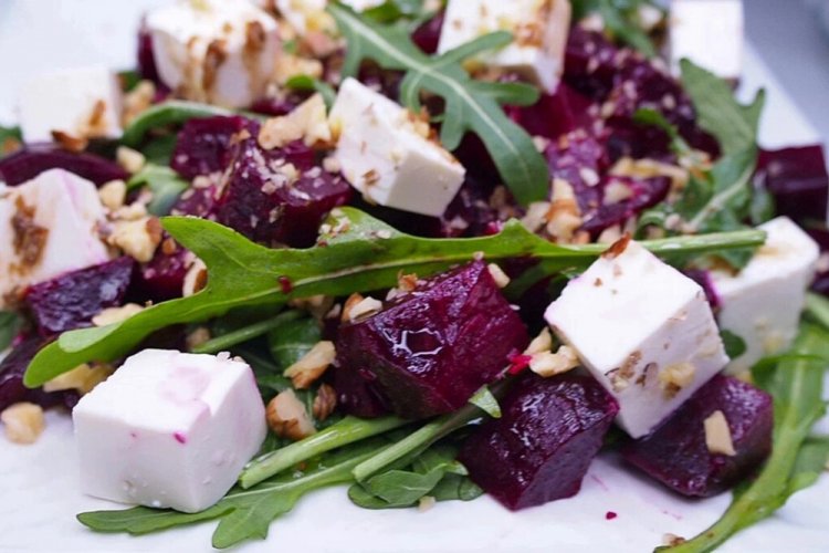 Salad with Beetroot and Feta