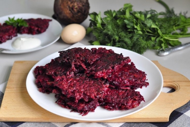 Beetroot Draniki (Pancakes)