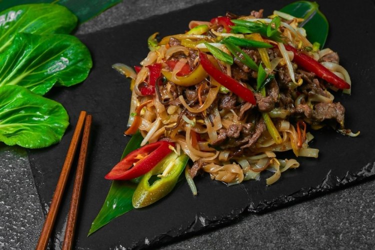 Spicy Beef Wok Noodles