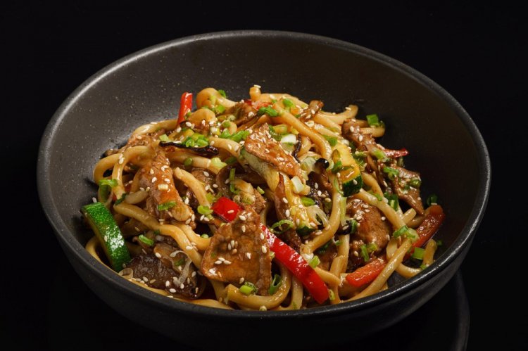 Beef Wok Noodles with Celery