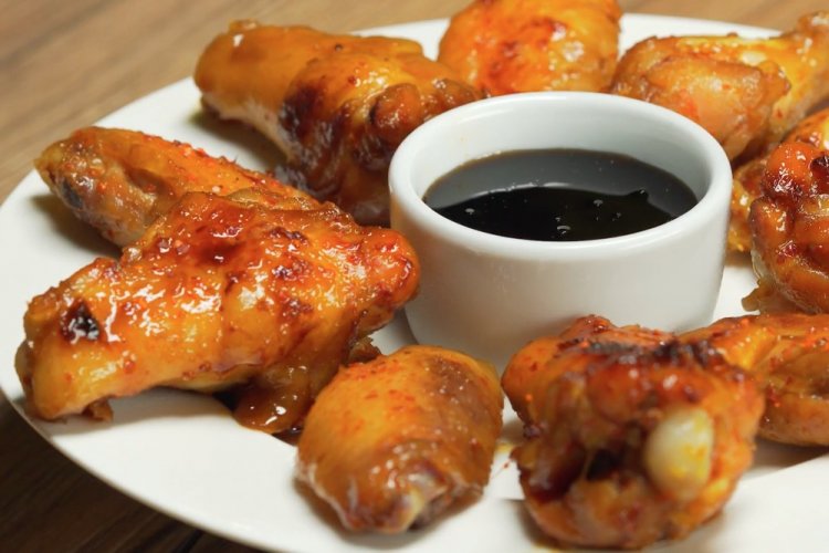 Oven-Baked Chicken Wings with Mustard
