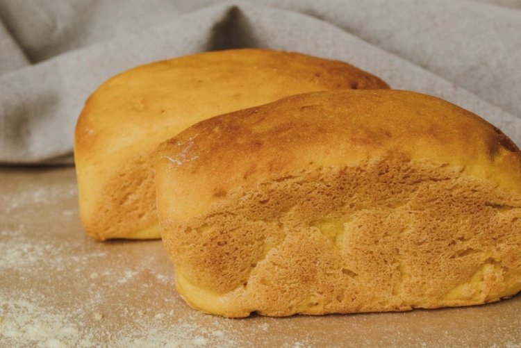 Gluten-Free Bread from Corn Flour