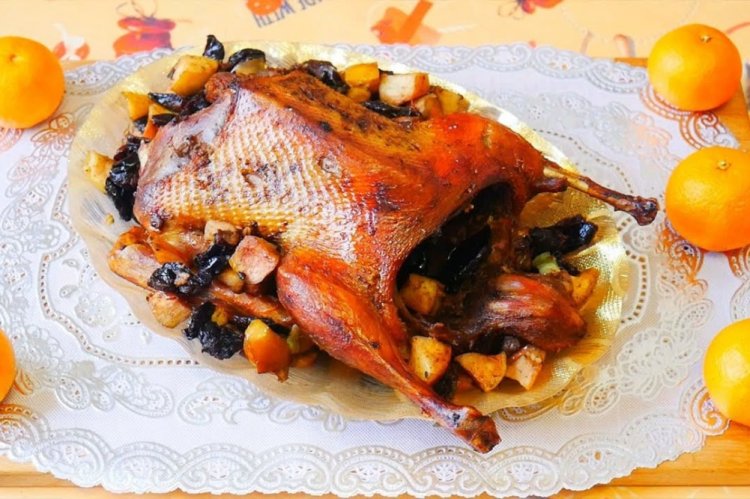 Pato con frutos secos al horno