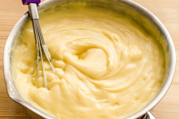Custard Cream with Egg Yolks