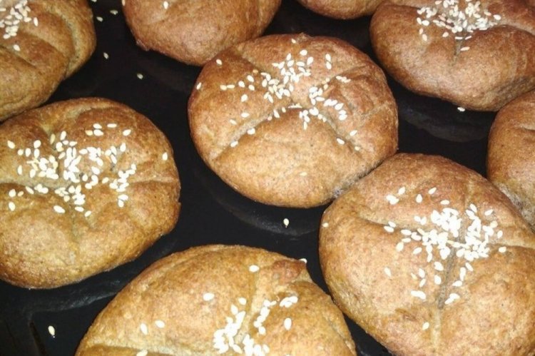 Egg White Buns with Almond Flour