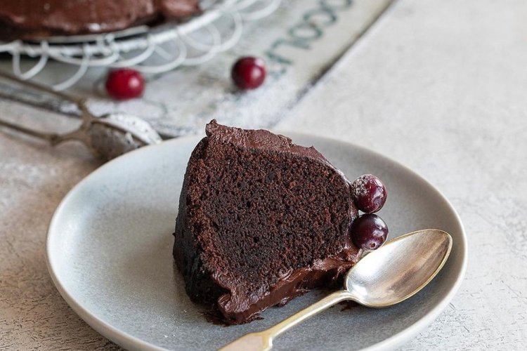 Chocolate Egg White Cake