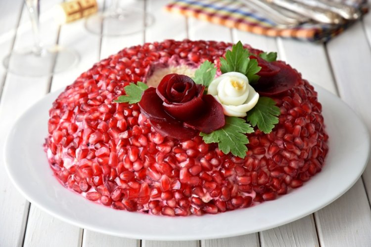 Pomegranate Bracelet Salad with Walnuts