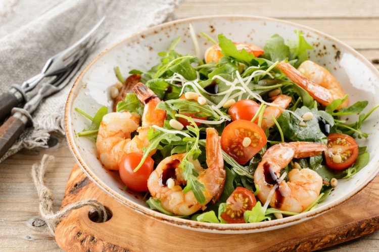 Ensalada templada de gambas