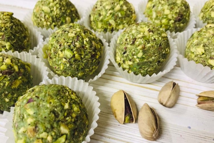 Pistachio Truffles