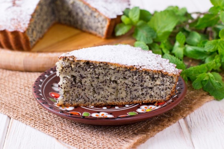 Mannik con semillas de amapola y kéfir