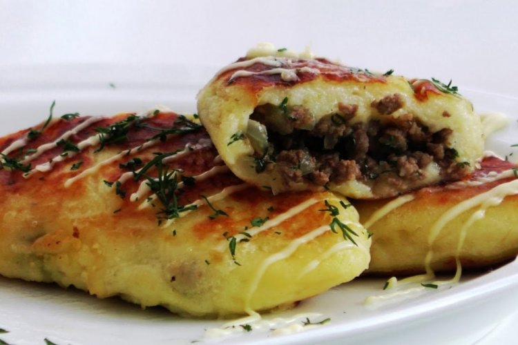 Potato Zrazy with Minced Meat Baked in the Oven