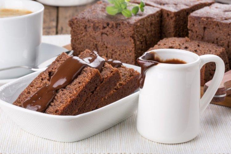 Mannik de chocolate con crema agria