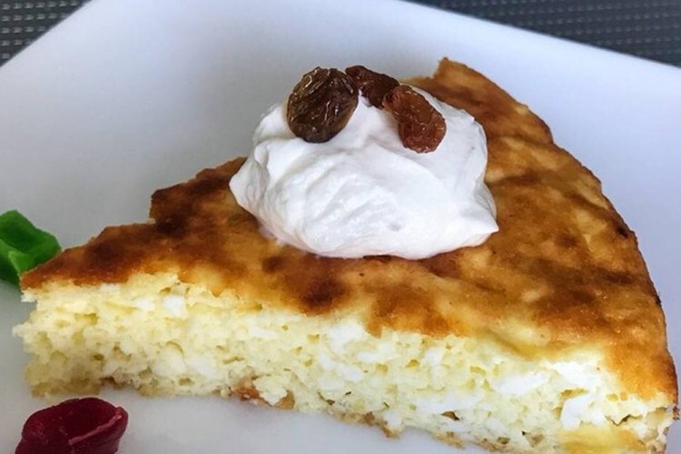 Pudín de arroz con requesón y coco rallado