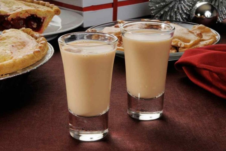 Coffee Cocktail with Vodka and Baileys