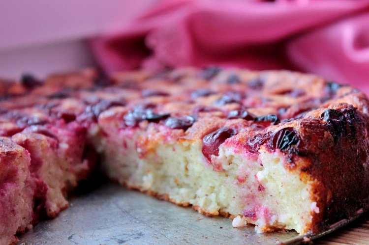 Ricotta Bake with Bran and Cherries
