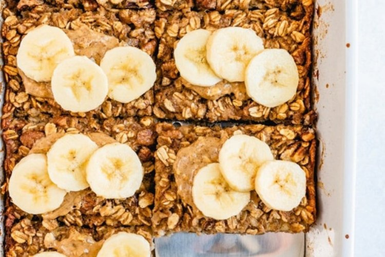 Ricotta Bake with Banana and Oatmeal
