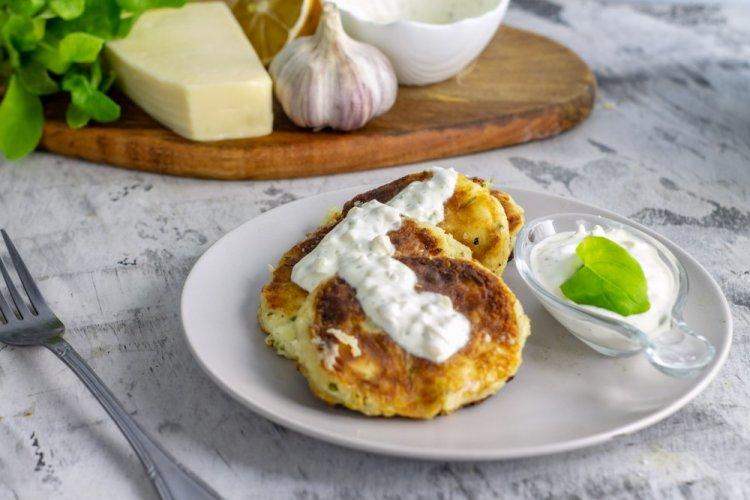 Rice Flour and Cheese Pancakes