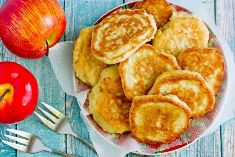 Rice Flour Pancakes with Apples