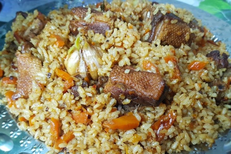 Pilaf with Duck in an Afghan Kazan
