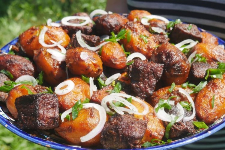 Kazan-Kebab with Pork