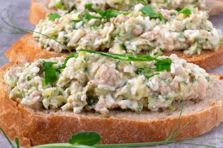 Trout Liver Spread with Apples