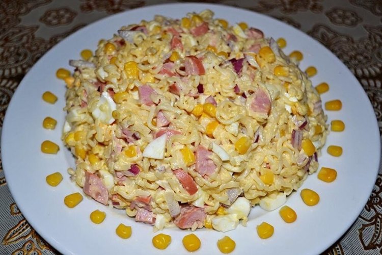 Instant Noodle Salad with Corn
