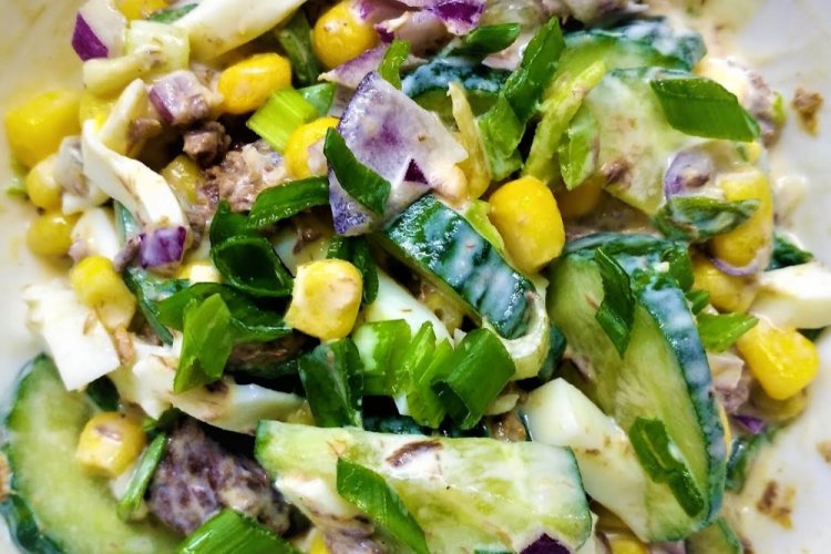 Tuna, Cucumber, and Corn Salad