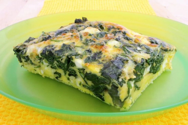 Keto Casserole with Spinach and Mozzarella