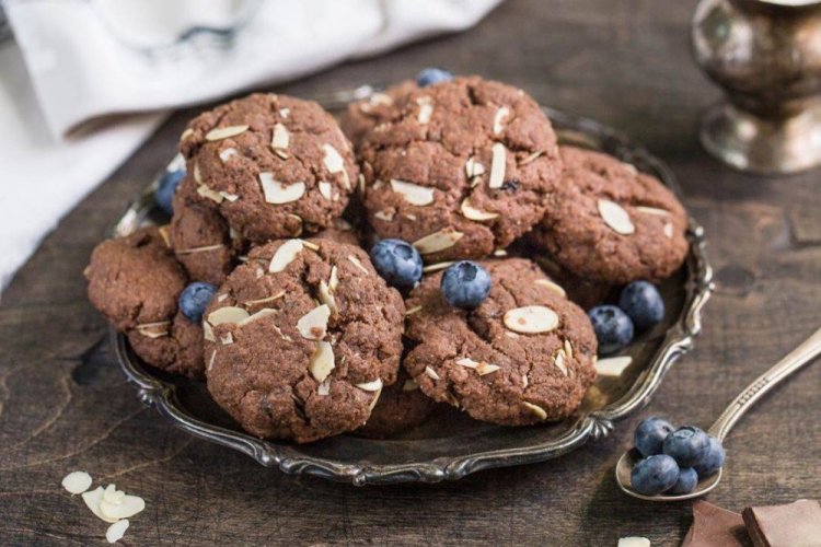 Chocolate Keto Cookies