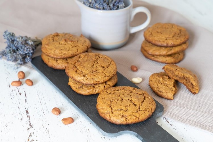 Protein Keto Cookies with Peanut Butter