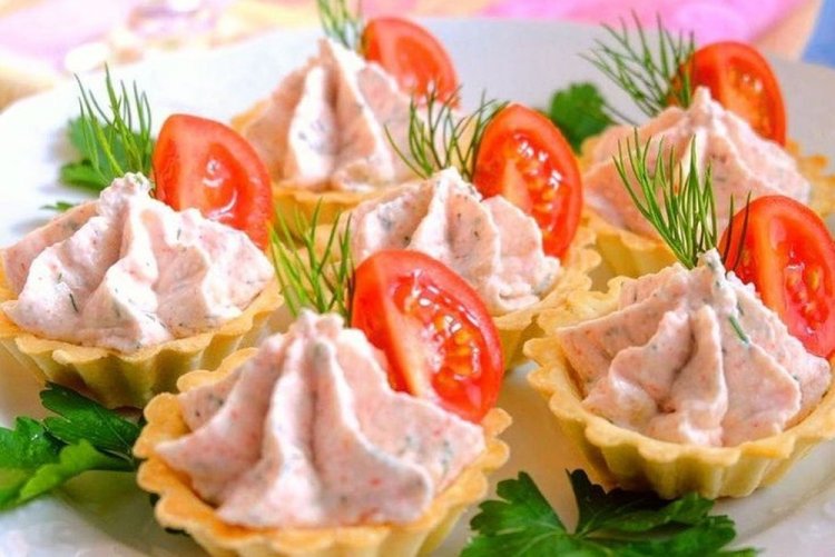 Tartlets with Crab Meat