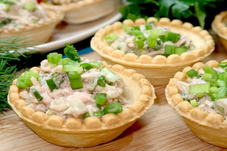 Tartlets with Cod Liver