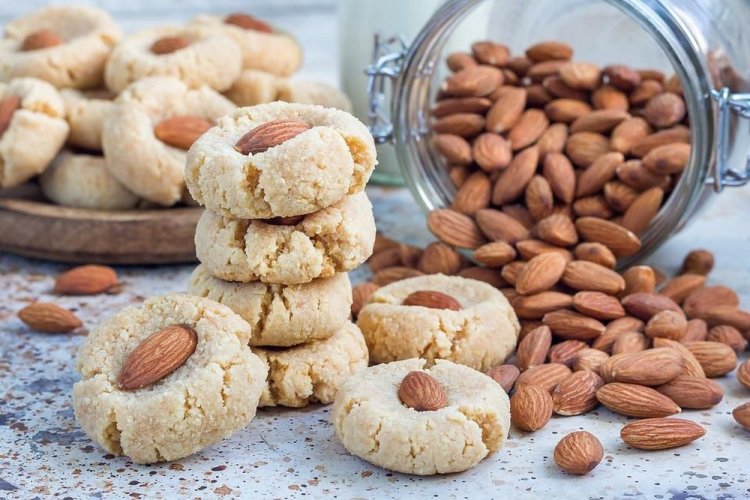 Keto Almond Flour Cookies