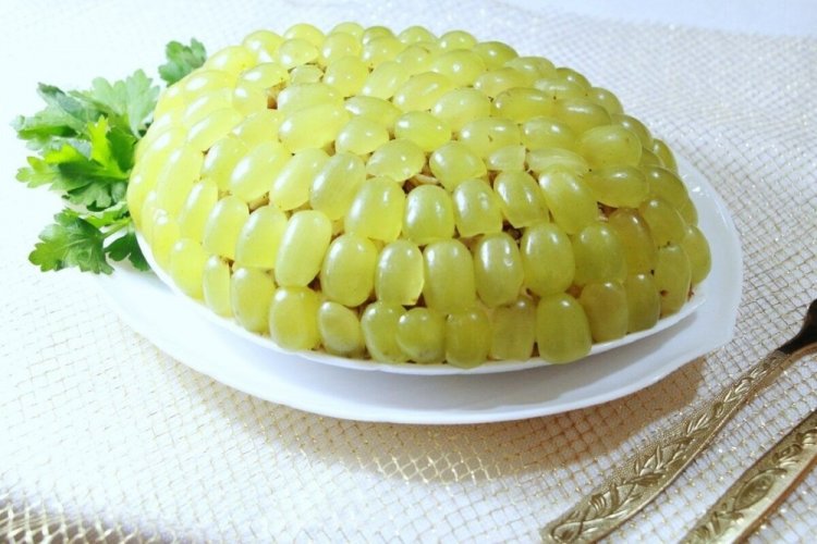 Tiffany Layered Salad for New Year's