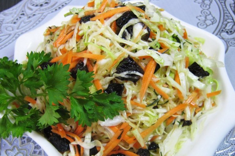 Cabbage and Carrot Salad with Prunes