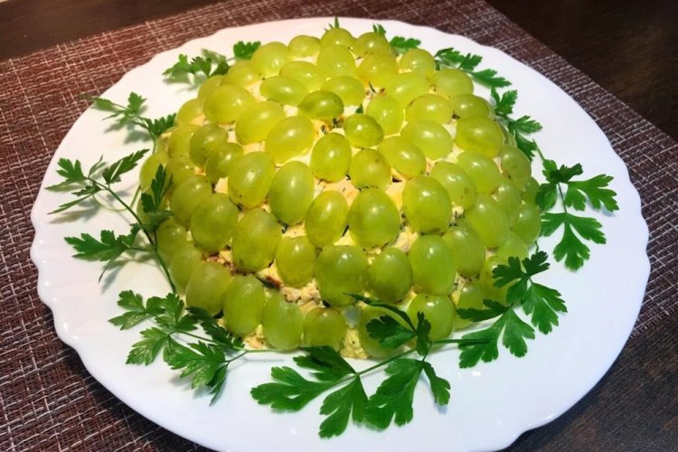 Layered Salad with Smoked Chicken, Eggs, Prunes, and Grapes