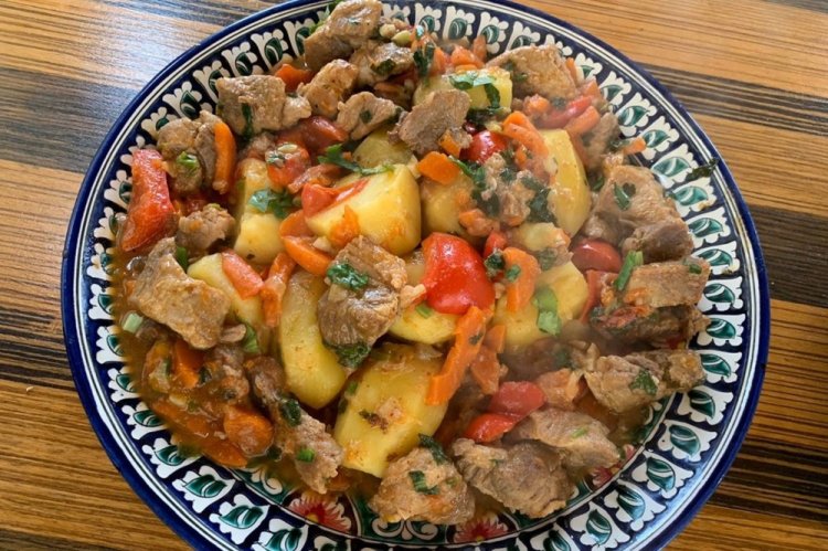 Narkhangi in an Uzbek Kazan