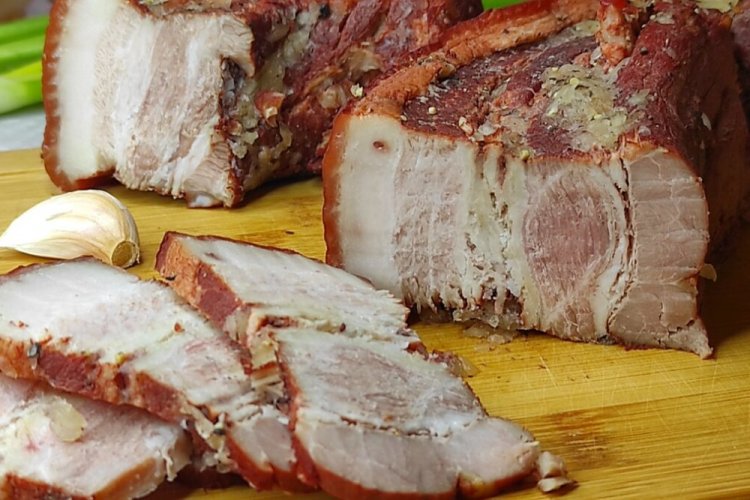 Brisket in Onion Skins with Salt and Sugar