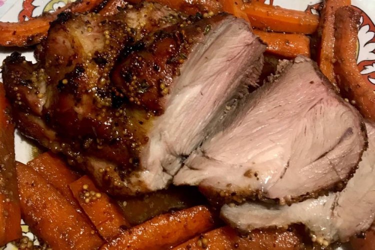 Baked Pork Shoulder with Vegetables in Beer
