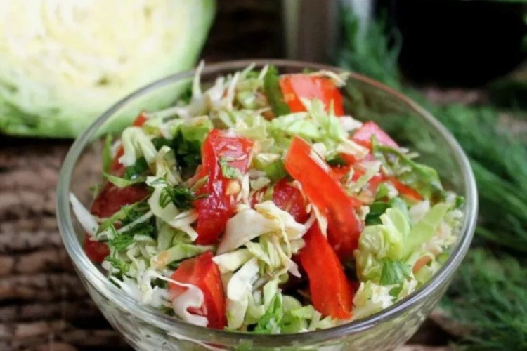 Vegetable Salad with Cabbage