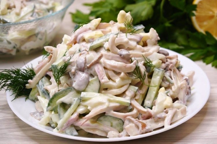 Keto Calamari Salad
