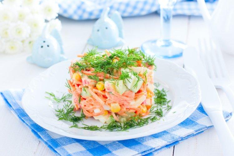 Healthy Salad with Carrots and Corn