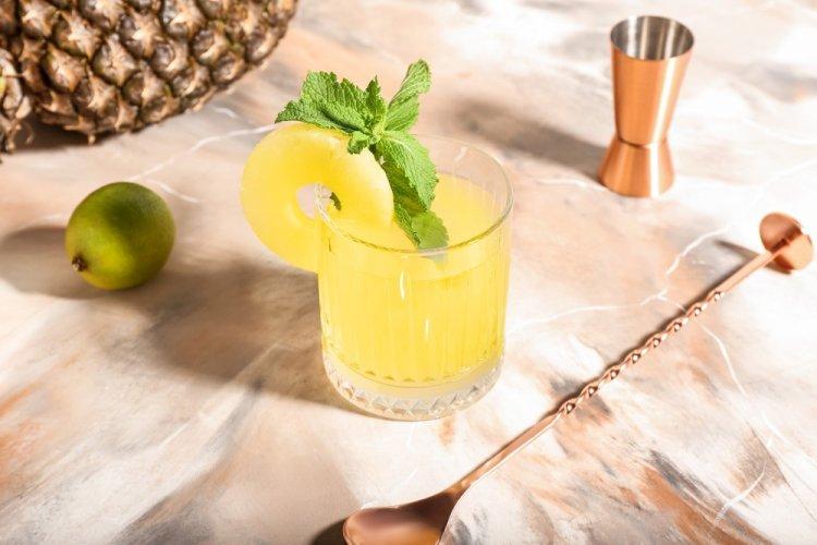 Non-Alcoholic Mai Tai with Syrup