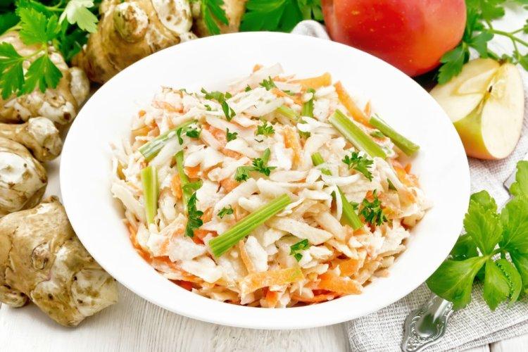 Ensalada de manzana y queso para el desayuno