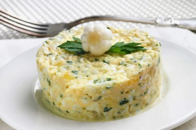 Salad with Krill Meat and Pineapple