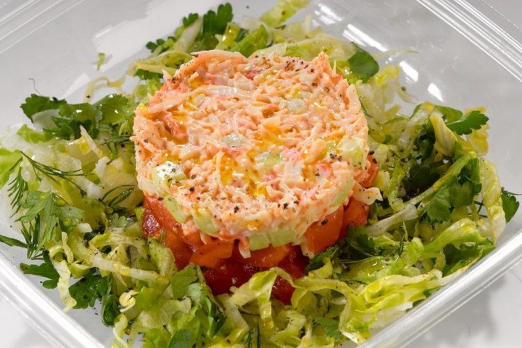 Vegetable Salad with Krill Meat