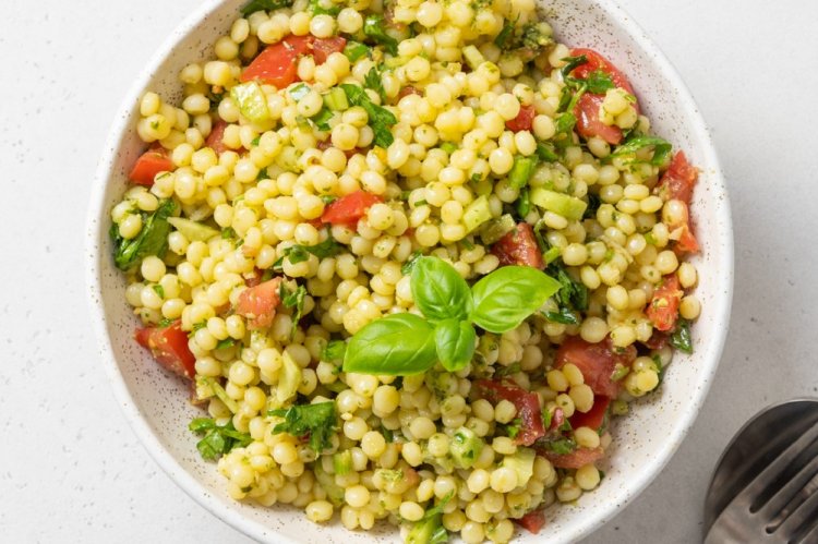 Ptitiim with Tomatoes and Mozzarella