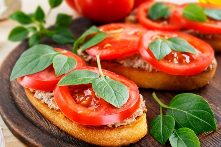 Cod Liver Sandwiches