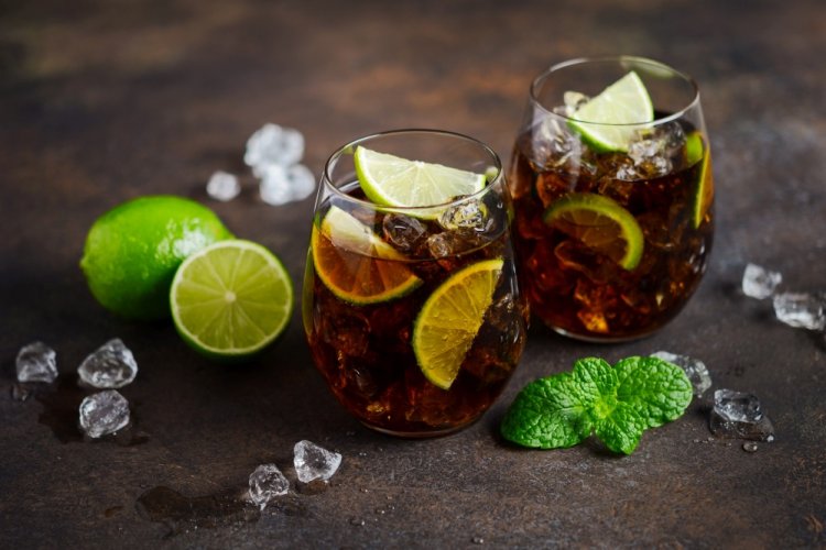 Cola