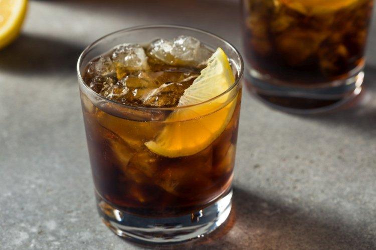 Cola